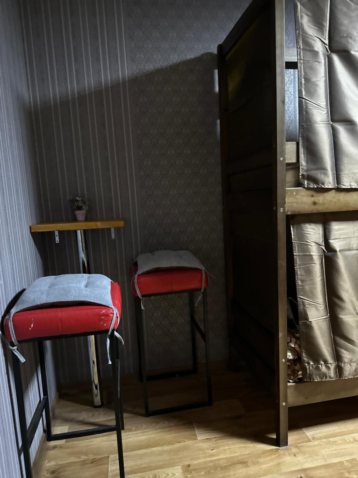 Ararat-Poznyaki Hostel Киев Экстерьер фото