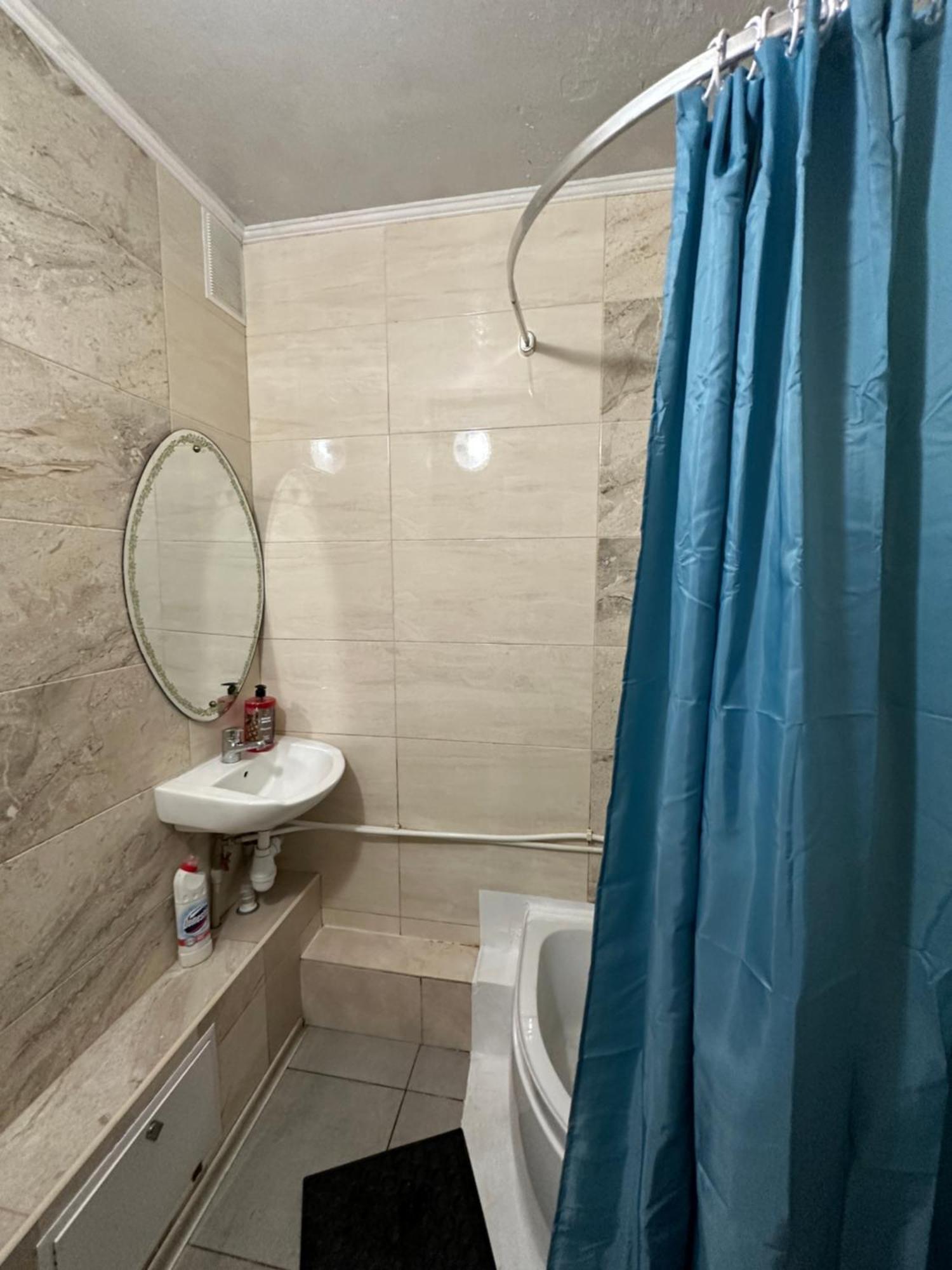 Ararat-Poznyaki Hostel Киев Экстерьер фото